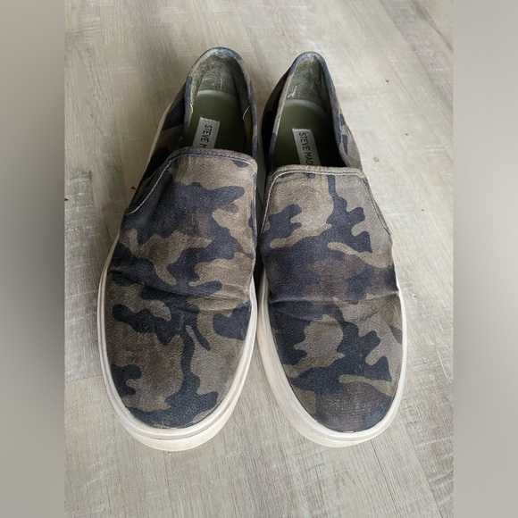 Steve Madden suede camp slip-on sneakers | size 8.5 - Picture 1 of 5
